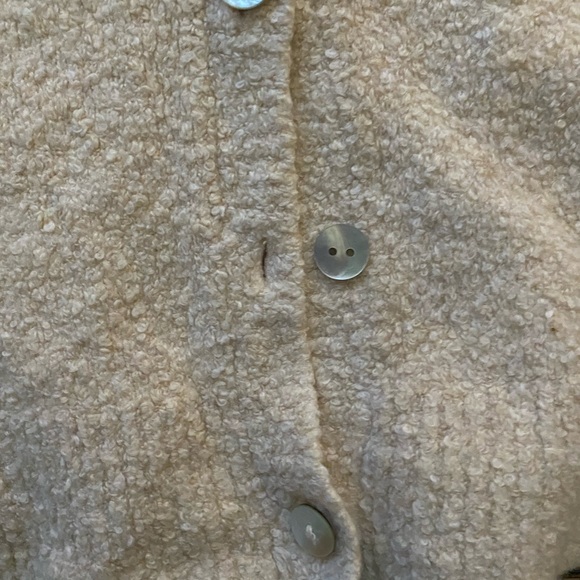 Cropped Zara Sweater - Picture 5 of 5